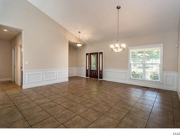 4th image of 5600 Banez Dr