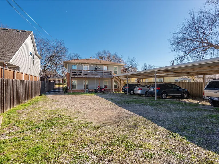 4723 Victor St #D — Photo 15