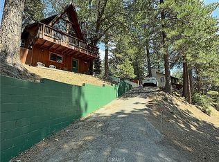 31450 Ocean View Dr, Running Springs, CA 92382
