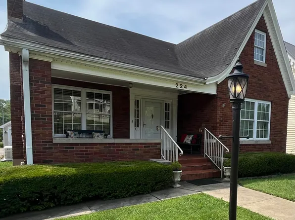 224 W Main St, Mount Sterling, KY 40353