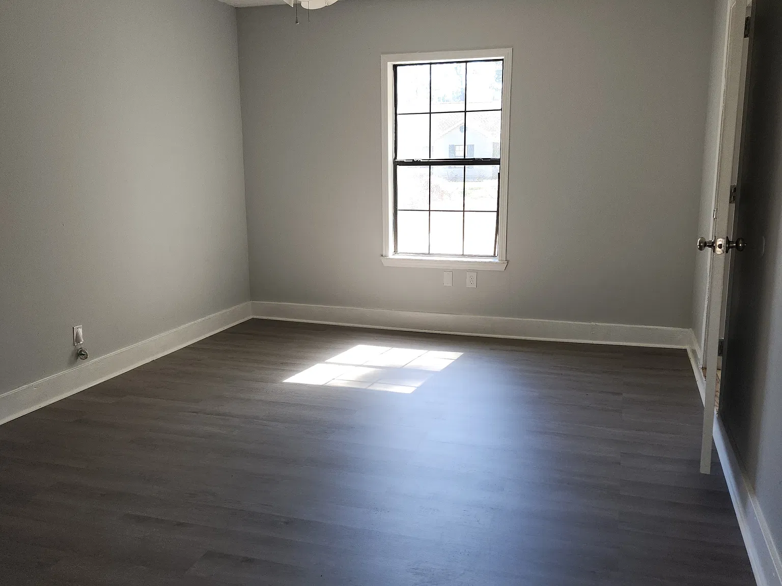 4 bed, 1560 sqft, $1,800 — Photo 3