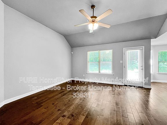 4th image of 3681 Jordan View Dr