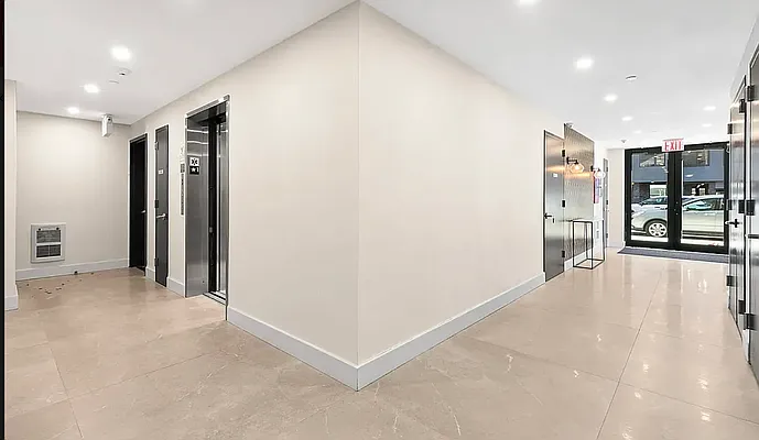 Rented by SERHANT. | media 8