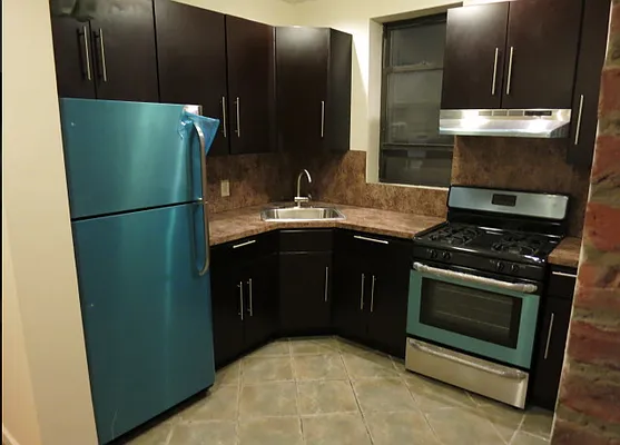 Rented by DAF Properties | media 19