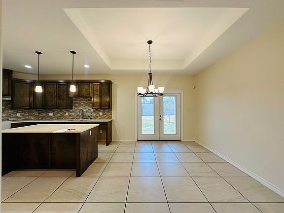4th image of 6214 Arman Dr