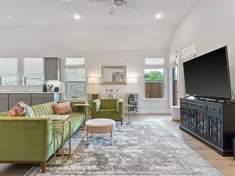 3908 Starlight Creek Dr — Photo 14