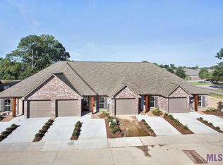 18221 Pintail Cove Dr, Baton Rouge, LA 70817