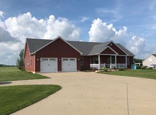 1923 E 1165 North Rd, Shelbyville, IL