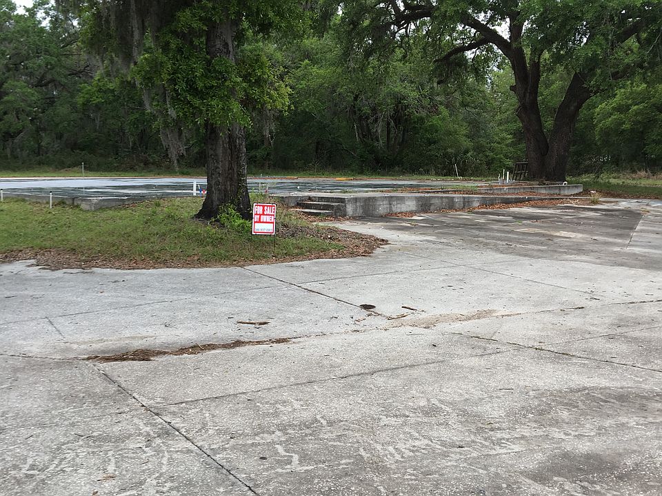 2nd image of 200 S State Road 19