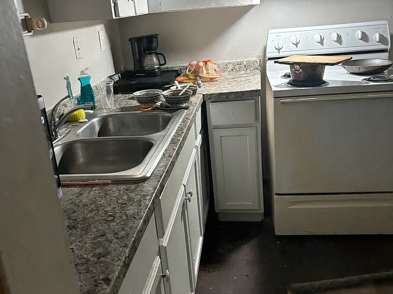 4307 Continental Blvd #2R — Photo 4