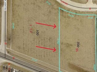 747 W State St, Charleston, IL 61920