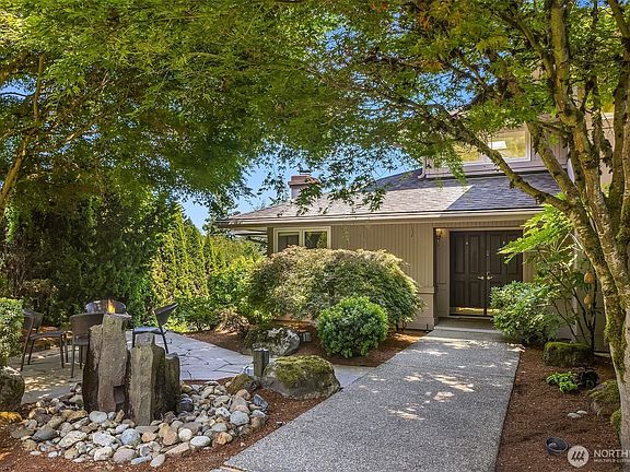 3rd image of 7066 92nd Avenue SE