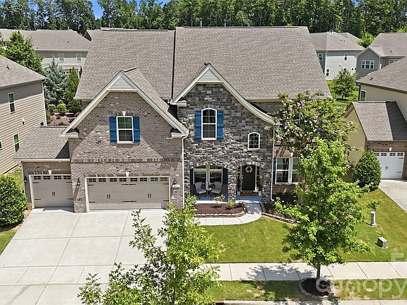 2nd image of 1621 Afton Way