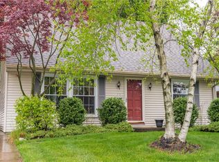 2172 Anderson Rd, Cuyahoga Falls, OH 44221