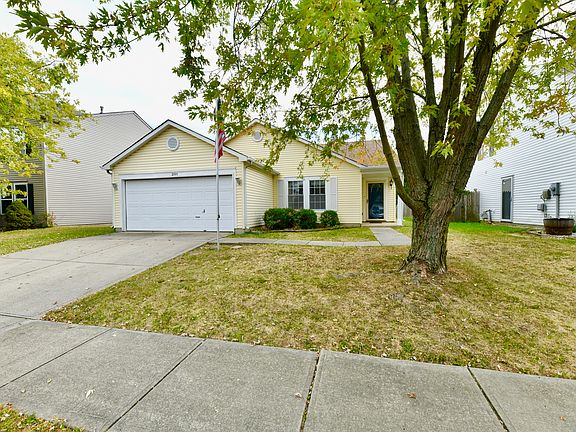 3rd image of 2195 Shadowbrook Dr