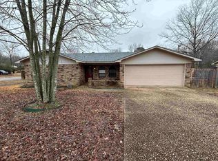 22 Falcon Dr, Sherwood, AR 72120
