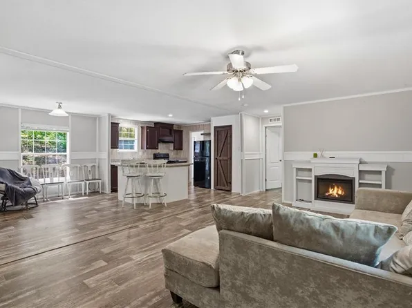 246 King Arthur Ct, Dahlonega, GA 30533