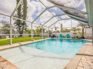 7875 Buccaneer Dr, Fort Myers Beach, FL 33931