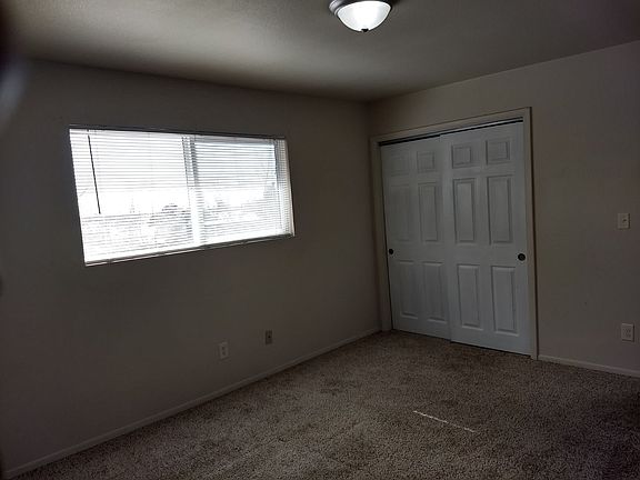 5th image of 1121 Cree Dr APT 3