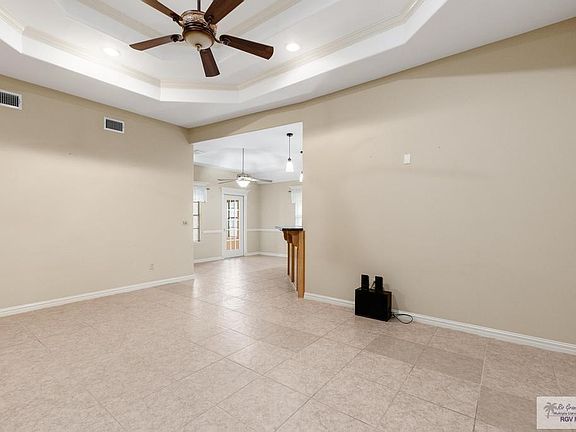 2nd image of 1321 Oak Ct