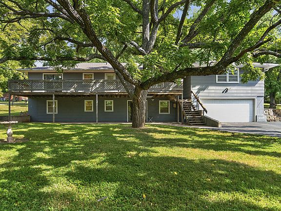 2nd image of 1075 W Farm Road 178