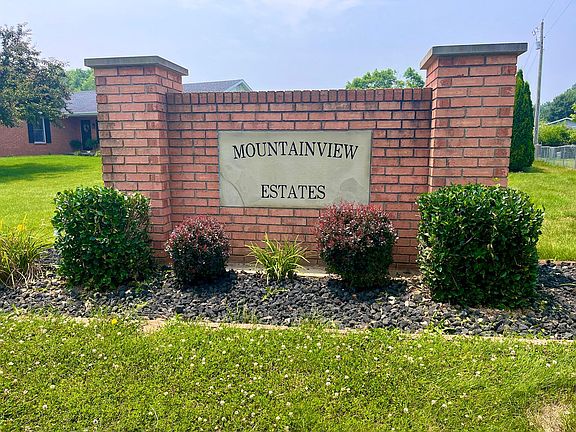 2nd image of 322 Mountainview Dr
