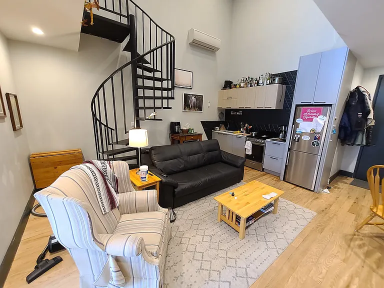 301 Broadway #5B — Photo 2