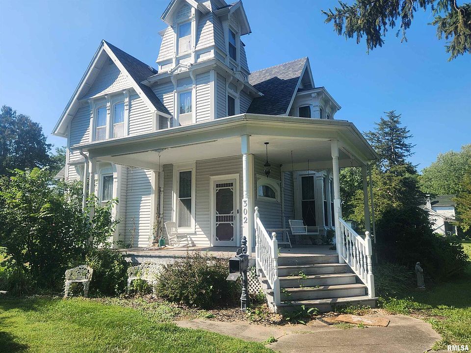 1st image of 302 W Main St