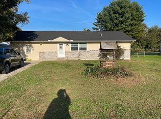 5209 Maple Grove Dr, Somerset, KY 42501