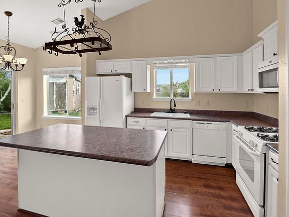 5th image of 4491 N Deer Springs Drive