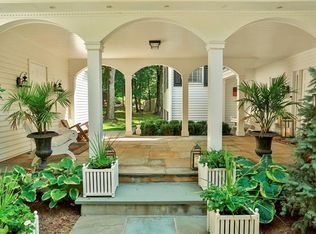 38 Sarles St, Armonk, NY 10504