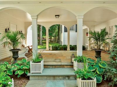 38 Sarles St, Armonk, NY, 10504