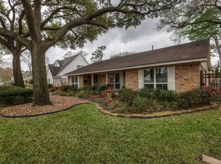 911 Bethlehem St, Houston, TX 77018