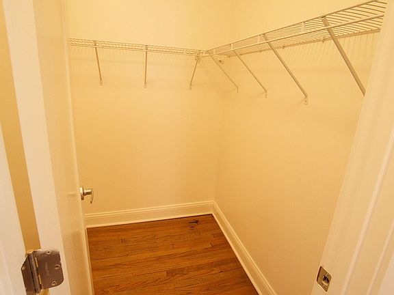 3rd image of 2639-45 N Spaulding Ave #2639-3W