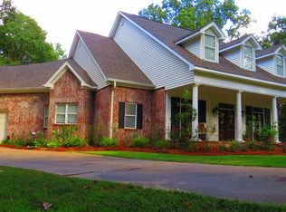 412 Greenbriar St, Brandon, MS 39047