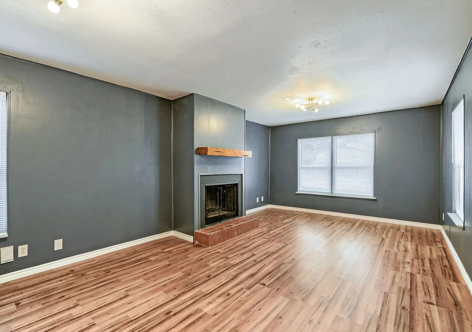 Charming Single-Story Home — Photo 4