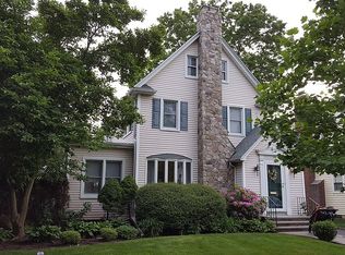 110 Meadbrook Rd, Garden City, NY 11530