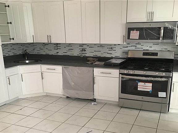 5th image of 740 W End Ave APT 54