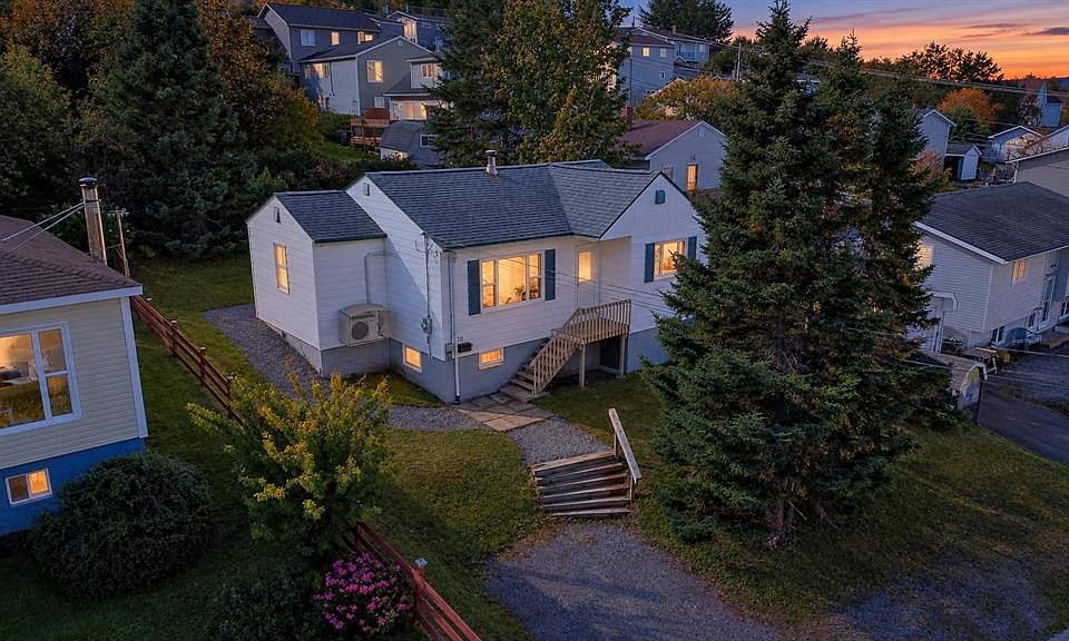 1st image of 70 Clarence Street