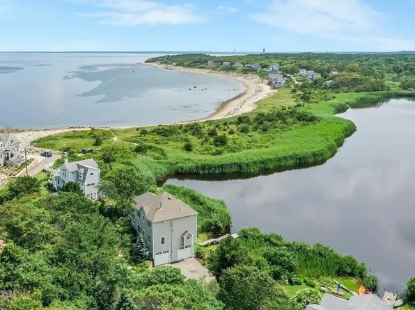 43 Pond View Cir, Plymouth, MA 02360