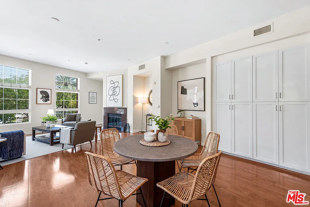 3 bed, 2.0 bath, 1480 sqft, $6,500 — Photo 4