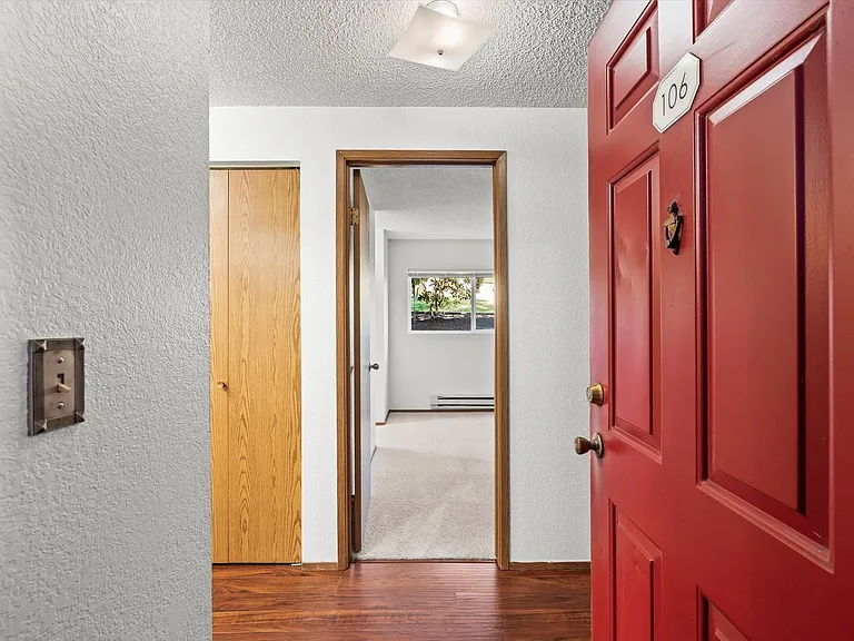19855 25th Ave NE #106 — Photo 17