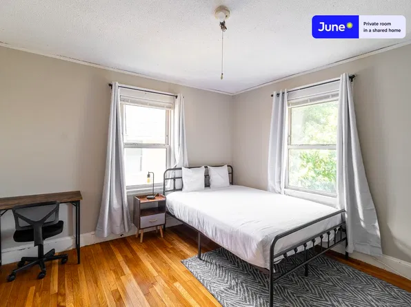 61 Putnam Rd #A, Somerville, MA 02145