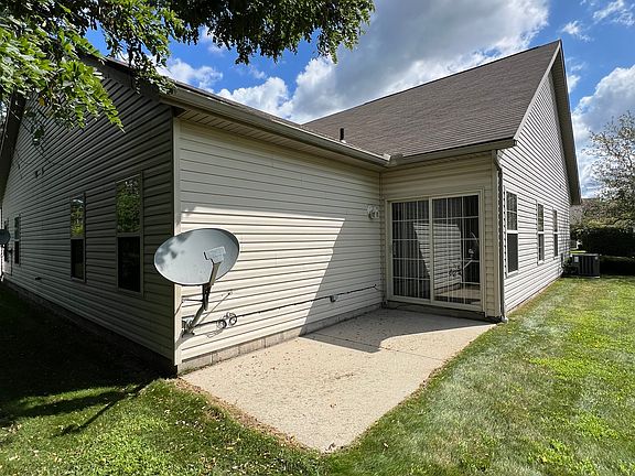 5th image of 2104 Waterford Pointe Dr