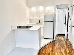 1594 3rd Ave APT 4, New York, NY 10128