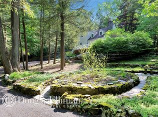 1070 Barrett Cir W, Carmel, NY 10512