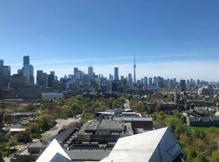 200 Bloor St W #2203, Toronto, ON M5S 0B1
