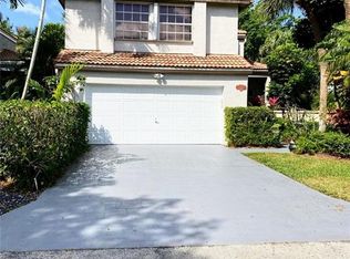 23267 La Vida Way, Boca Raton, FL 33433