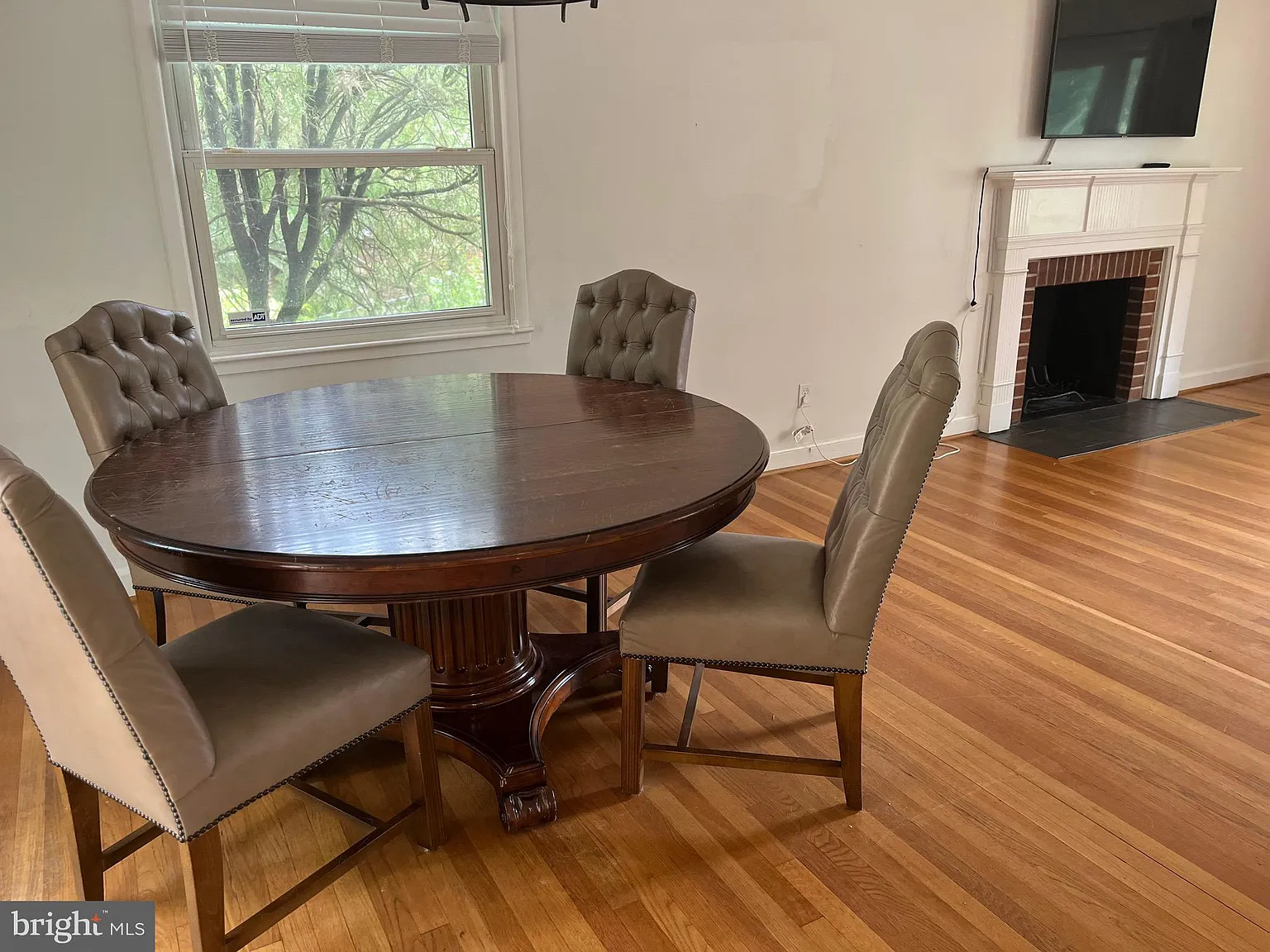 4 bed, 1170 sqft, $3,950 — Photo 4