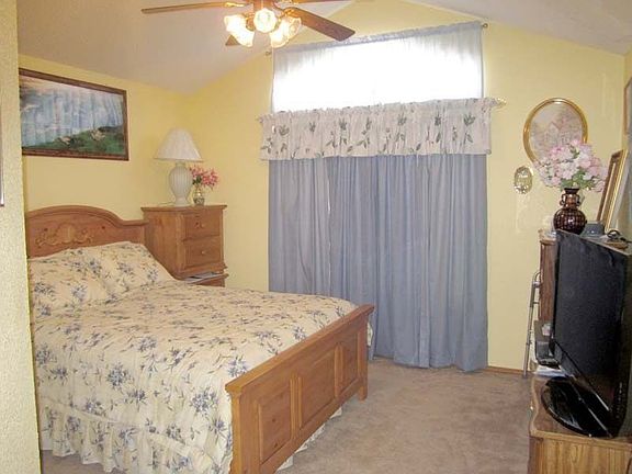 4th image of 7565 Plaza Taurina Dr